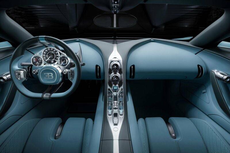 Interior - Bugatti's V16 hybrid hypercar